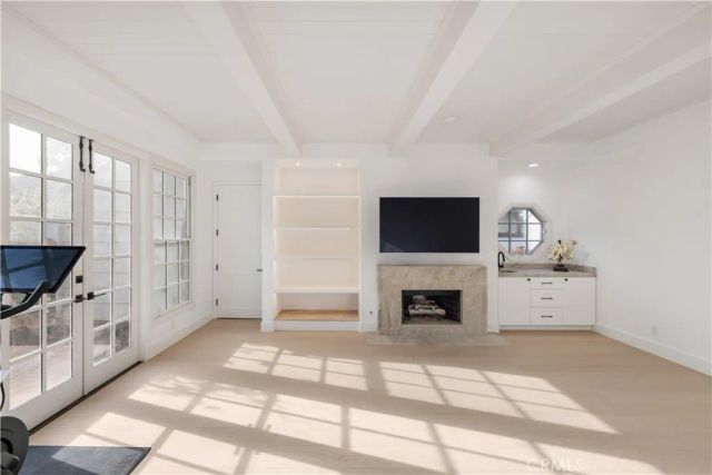 85 Hillsdale, Newport Beach, CA 92660