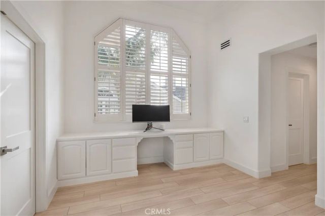 85 Hillsdale, Newport Beach, CA 92660