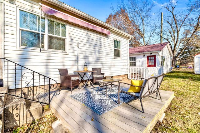 407 W Benton Street, Monett, MO 65708