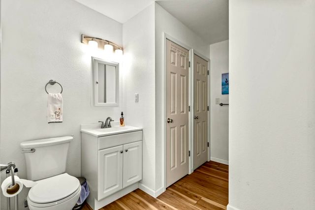 407 W Benton Street, Monett, MO 65708