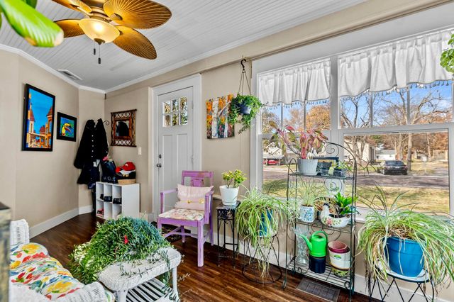 407 W Benton Street, Monett, MO 65708