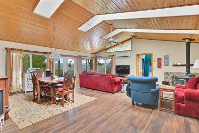 1581 Moccasin Trl, Placerville, CA 95667