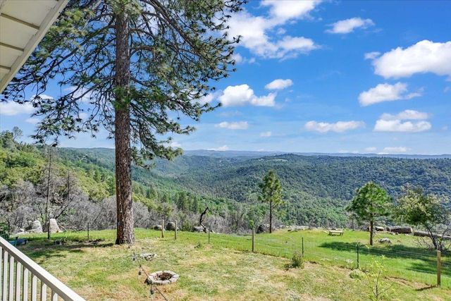 1581 Moccasin Trl, Placerville, CA 95667