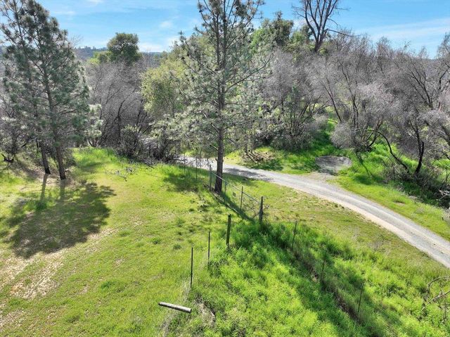 1581 Moccasin Trl, Placerville, CA 95667