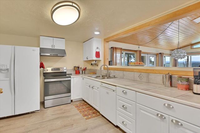 1581 Moccasin Trl, Placerville, CA 95667