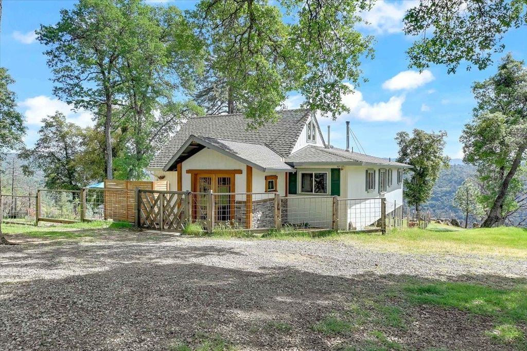 1581 Moccasin Trl, Placerville, CA 95667