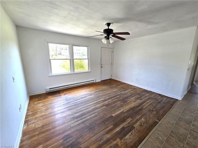 133 Georgia Avenue, Mount Airy, NC 27030