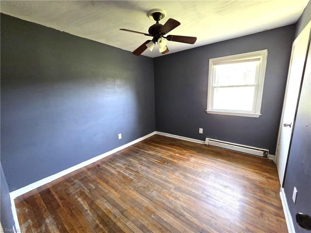 133 Georgia Avenue, Mount Airy, NC 27030