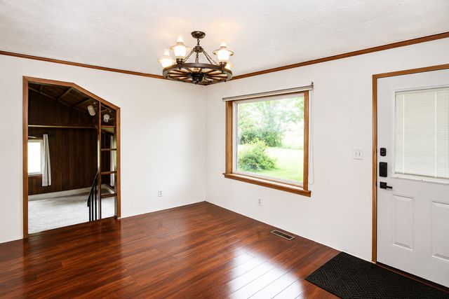 403 Maplewood Drive, Lakemoor, IL 60051