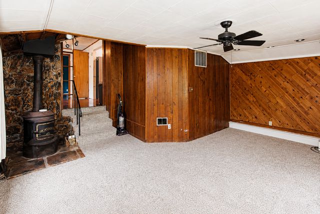 403 Maplewood Drive, Lakemoor, IL 60051