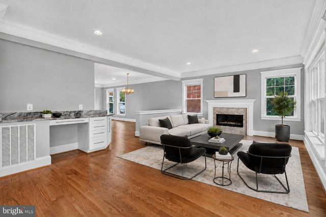 6295 15TH PL N, Arlington, VA 22205