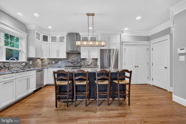 6295 15TH PL N, Arlington, VA 22205