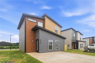 621 Apollo Avenue, Bentonville, AR 72713