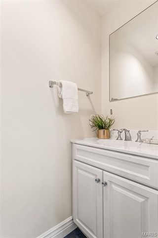 10 Portland Court, St Louis, MO 63108