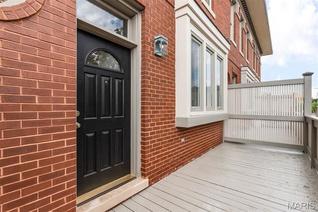 10 Portland Court, St Louis, MO 63108
