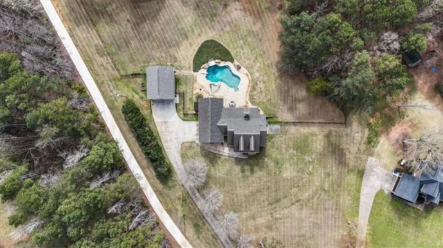 9045 Ephesus Church Road, Villa Rica, GA 30180