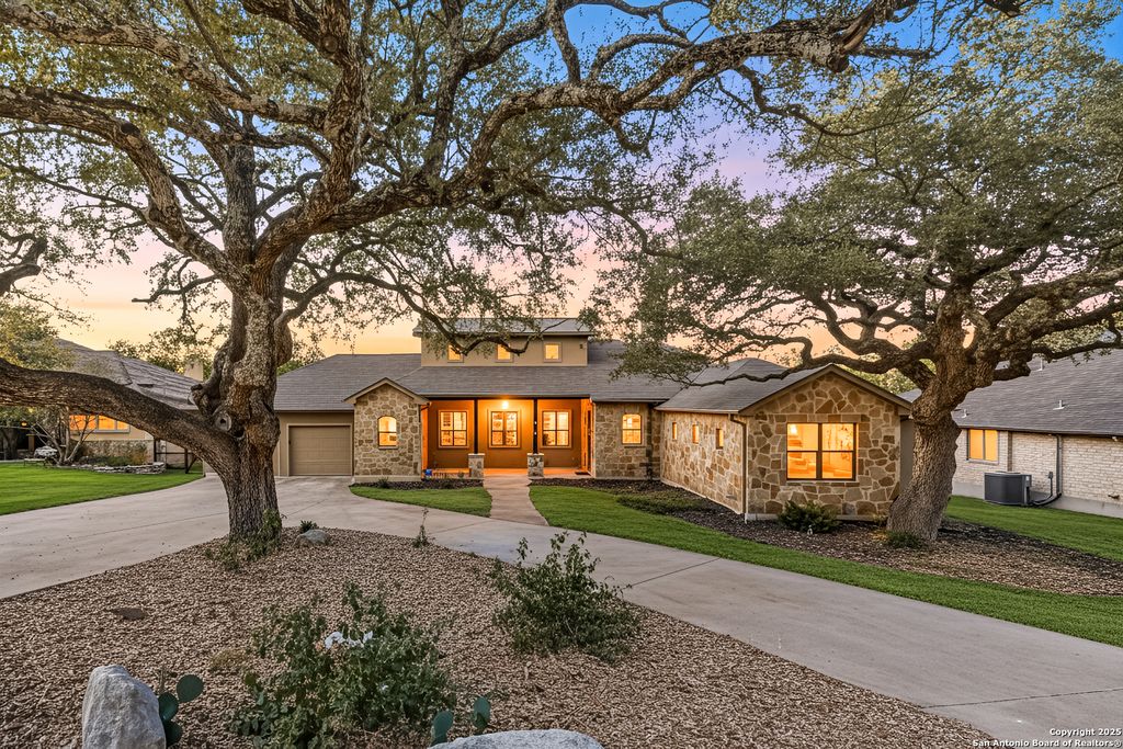 414 Spacious Sky, San Antonio, TX 78260