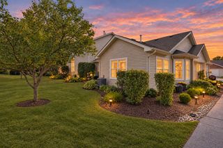 323 Capitol Drive A, Sugar Grove, IL 60554