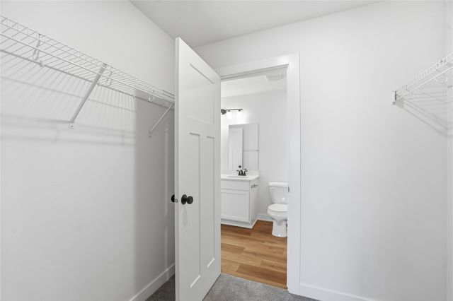 249 NW Waverly Drive, Waukee, IA 50263
