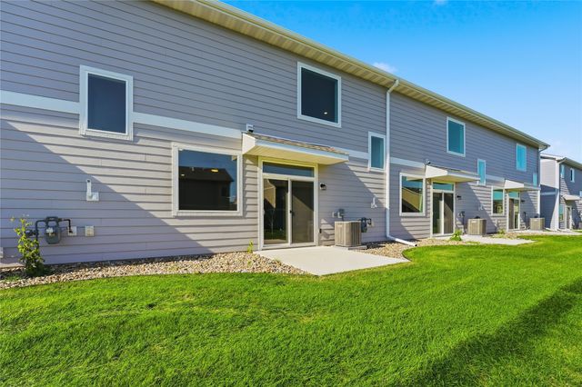 249 NW Waverly Drive, Waukee, IA 50263