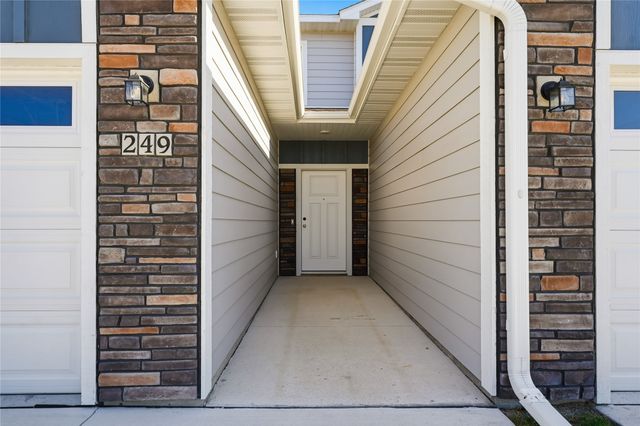 249 NW Waverly Drive, Waukee, IA 50263