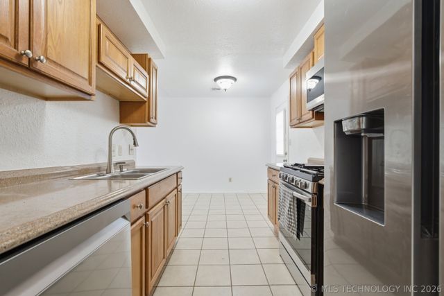 8422 N 116th East Avenue, Owasso, OK 74055