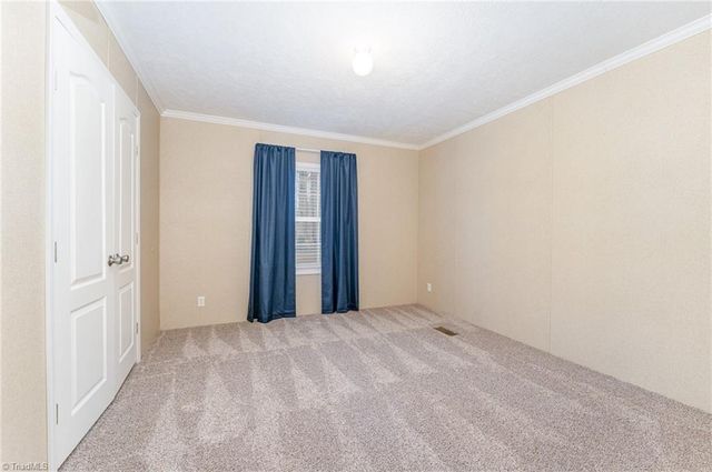 2282 Steppingstone Lane, Asheboro, NC 27205