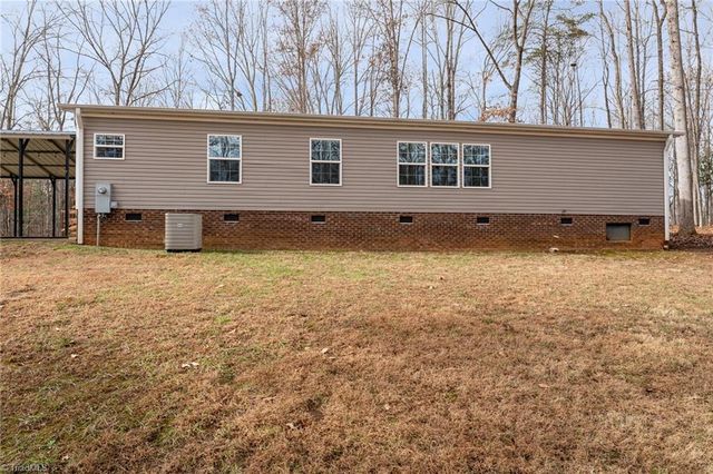 2282 Steppingstone Lane, Asheboro, NC 27205