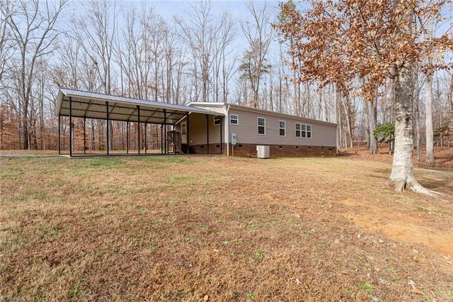 2282 Steppingstone Lane, Asheboro, NC 27205