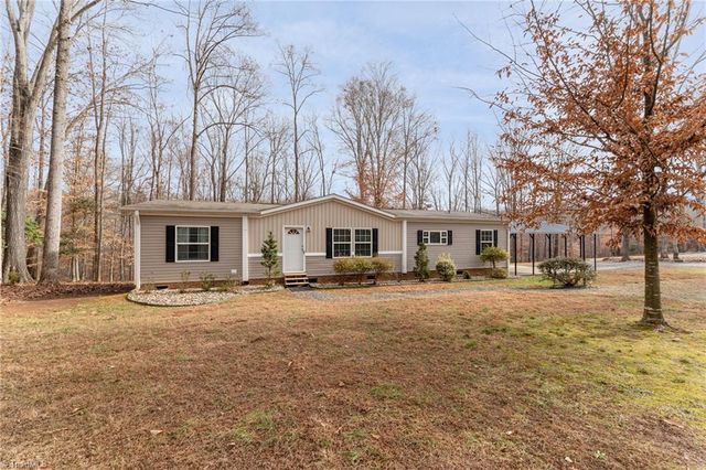 2282 Steppingstone Lane, Asheboro, NC 27205