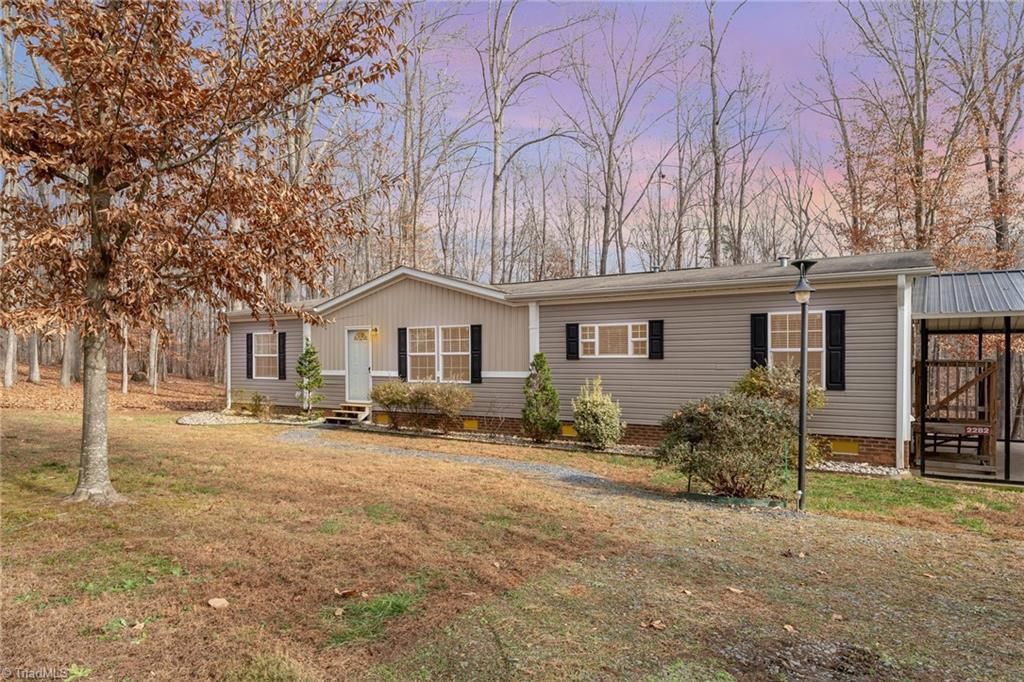 2282 Steppingstone Lane, Asheboro, NC 27205