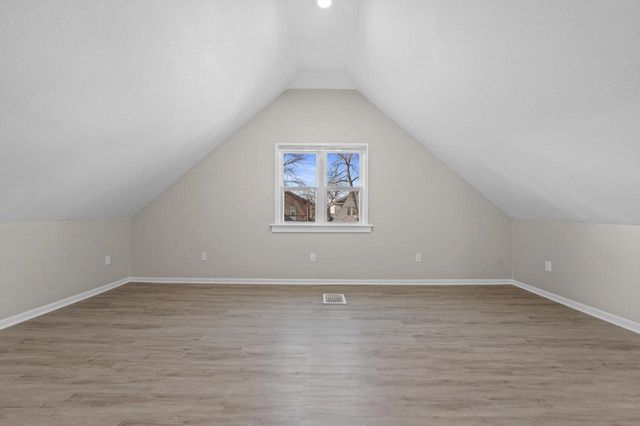 4650 N 38th STREET, Milwaukee, WI 53209