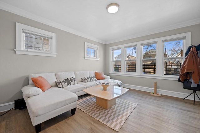 4650 N 38th STREET, Milwaukee, WI 53209