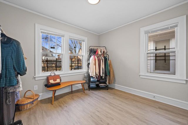 4650 N 38th STREET, Milwaukee, WI 53209