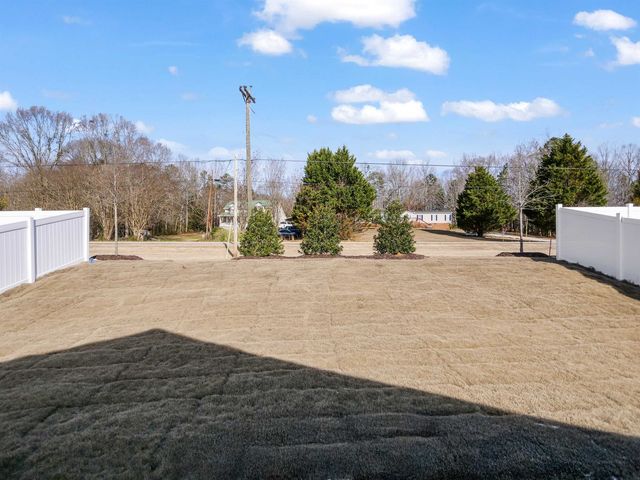 452 Josephine Drive, Woodruff, SC 29388