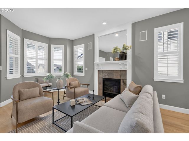 2527 Nw Stimpson Ln, Portland, OR 97229
