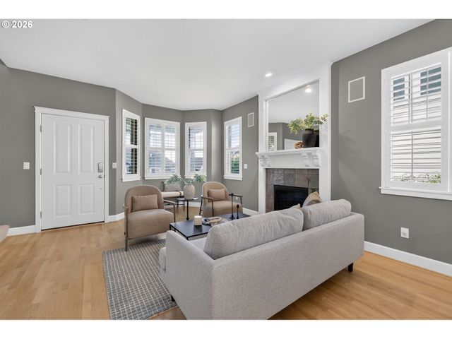 2527 Nw Stimpson Ln, Portland, OR 97229
