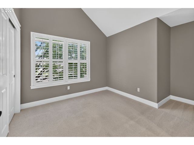 2527 Nw Stimpson Ln, Portland, OR 97229