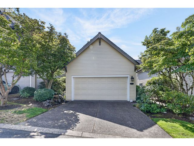 2527 Nw Stimpson Ln, Portland, OR 97229