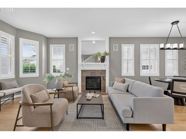 2527 Nw Stimpson Ln, Portland, OR 97229