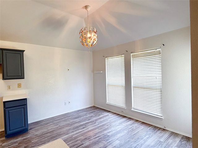 619 Douglas Drive, Mansfield, TX 76063