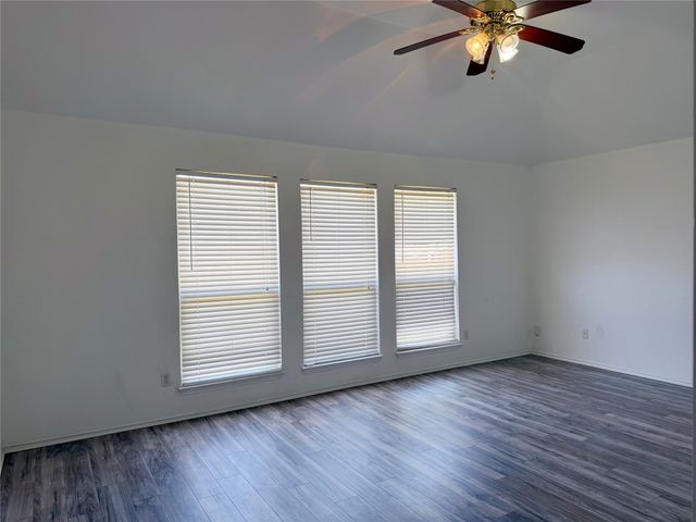 619 Douglas Drive, Mansfield, TX 76063