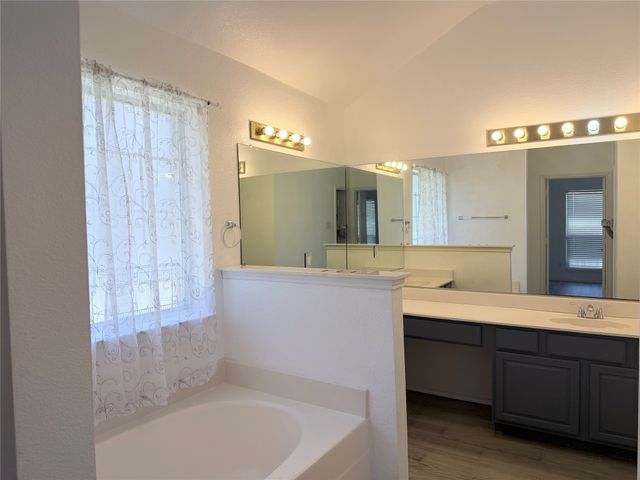 619 Douglas Drive, Mansfield, TX 76063