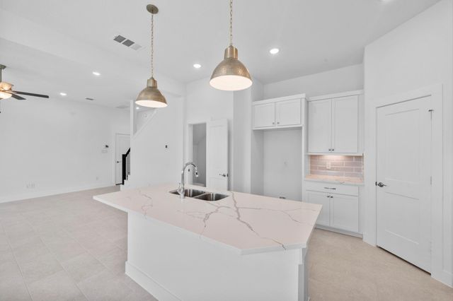 9421 Autumn Vale Drive, Missouri City, TX 77459