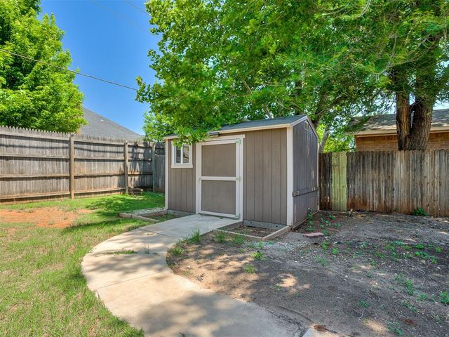 1305 Apollo Road, Edmond, OK 73003