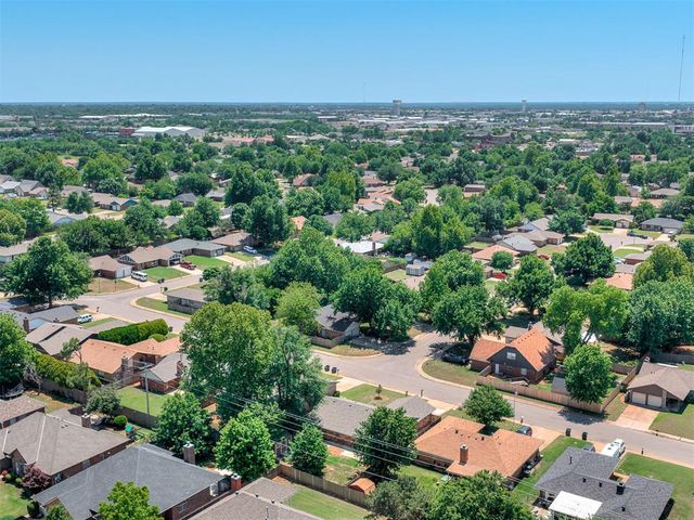 1305 Apollo Road, Edmond, OK 73003