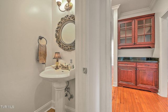 2007 Woodfern Place, Kingsport, TN 37660