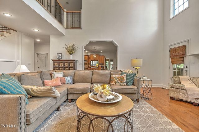 2007 Woodfern Place, Kingsport, TN 37660