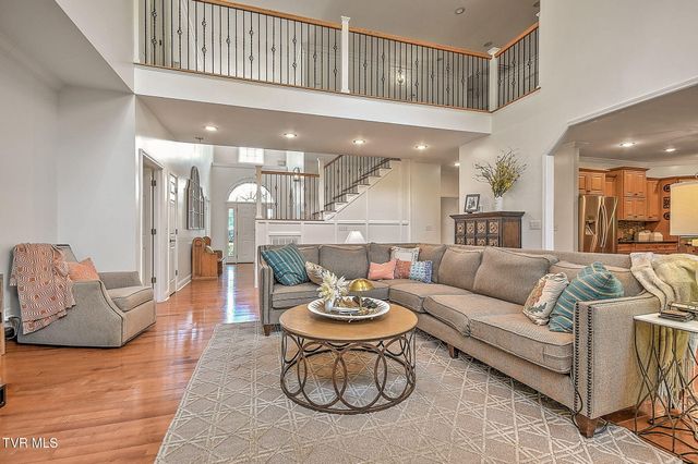 2007 Woodfern Place, Kingsport, TN 37660