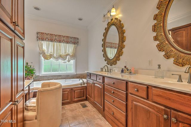 2007 Woodfern Place, Kingsport, TN 37660